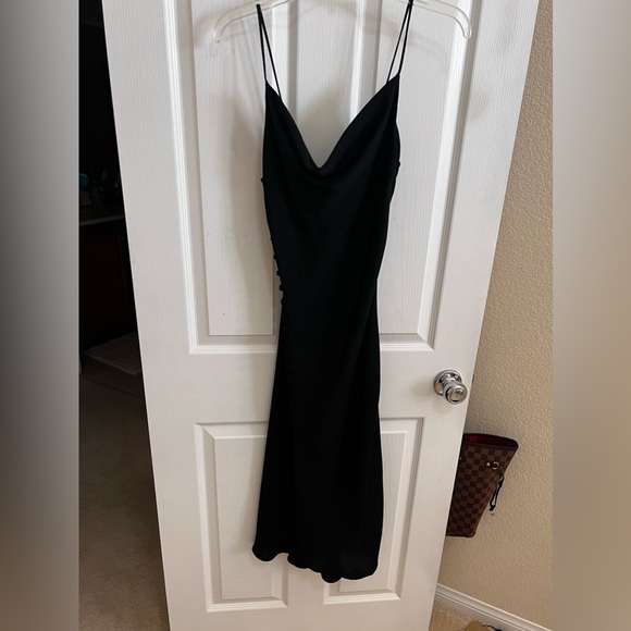 Zara Black Slip Dress Datenight DressOutfit Inspo - Picture 4 of 7
